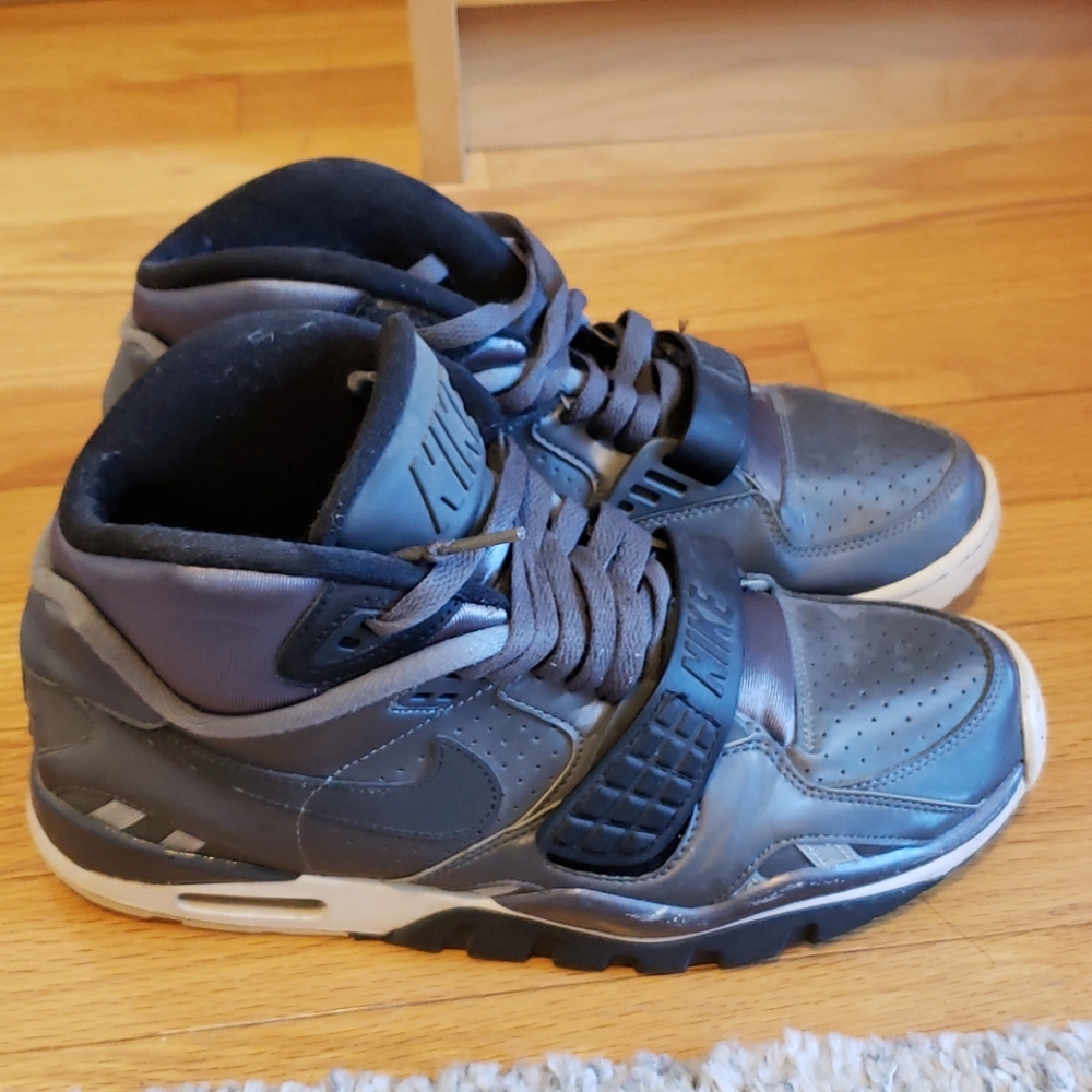 Nike Air Trainer Bo Jackson size 9